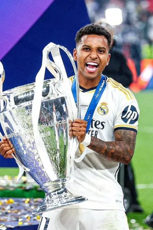 David Alaba ha trabajado con Rodrygo Goes en 1 ocasiones