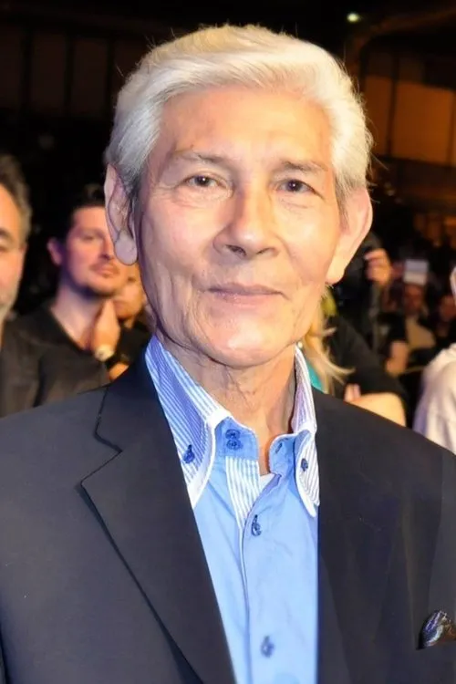 Kristopher Kum ha trabajado con Roger Paschy en 1 ocasiones