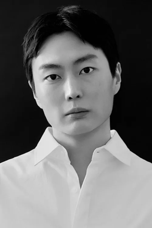 Roh Jae-won — personaje: Yoon Geun-Mo