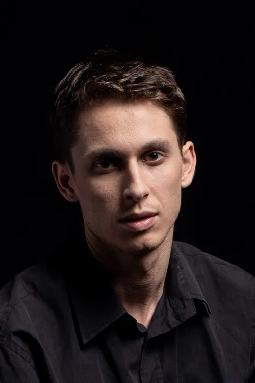 Rokas Misiūnas interpretando a Mykolas