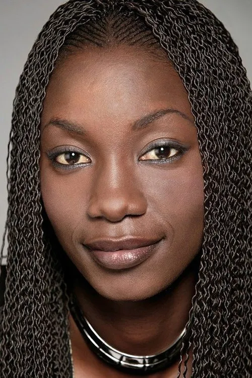 Katrien Goosens ha trabajado con Rokhaya Niang en 1 ocasiones