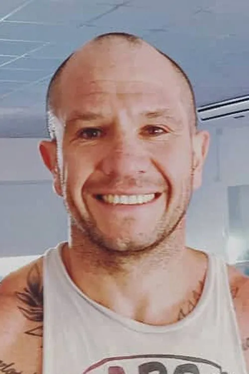 Rolando Wenceslao Mansilla interpretando a Self