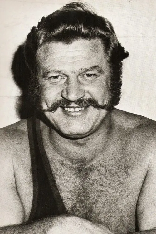 Rolland Bastien en su biografía y filmografía