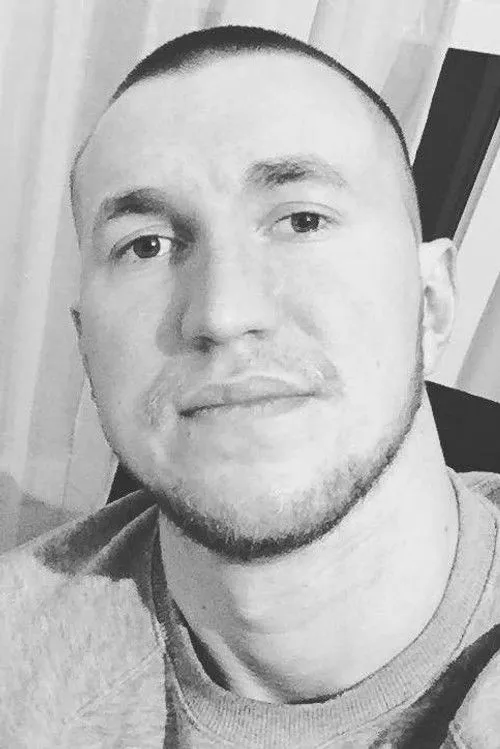 Victor Lafarovych ha trabajado con Roman Muts en 1 ocasiones