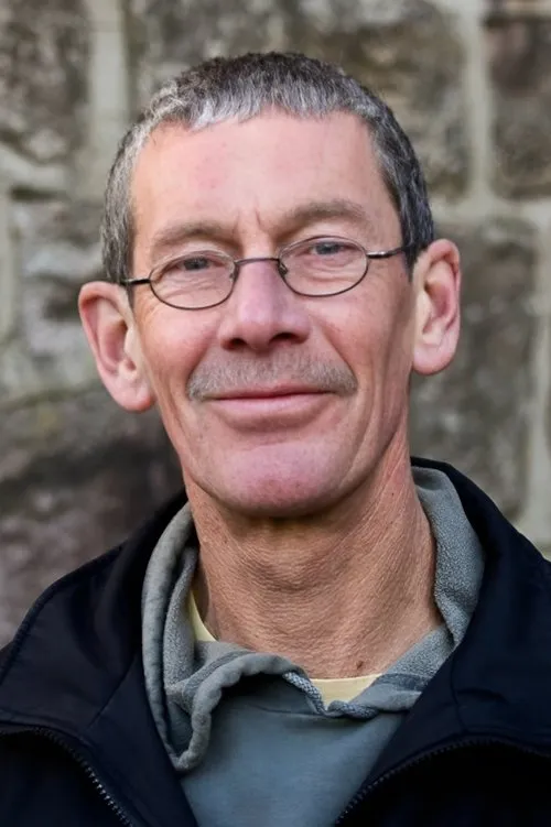 Ron Fawcett interpretando a Self