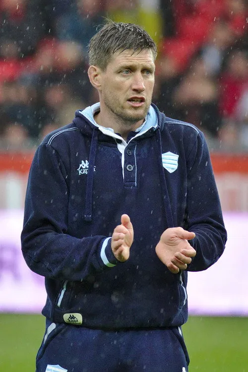 Camille Chat ha trabajado con Ronan O'Gara en 1 ocasiones