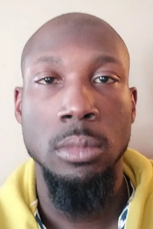 Noel Gevor Mikaelyan ha trabajado con Rondale Hubbert en 1 ocasiones