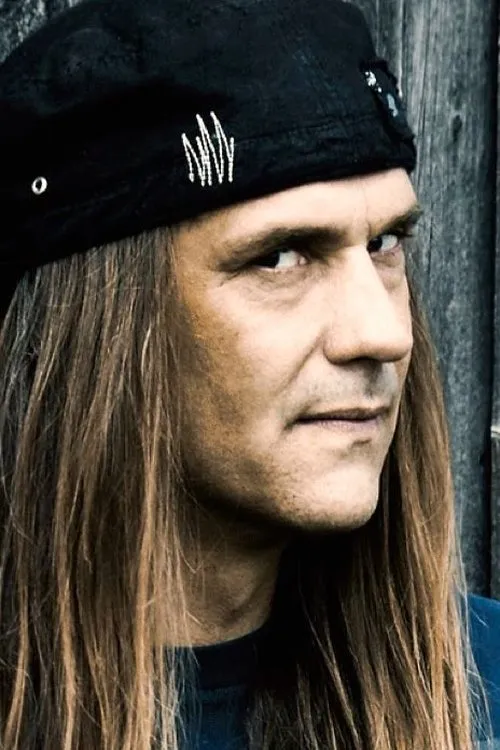 Kristin Magnus ha trabajado con Ronni Le Tekrø en 1 ocasiones