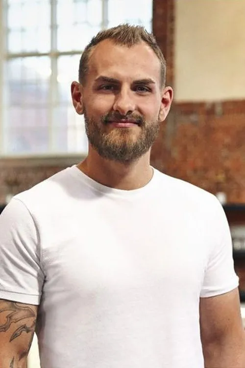 Ronnie Holmen — personaje: Judge