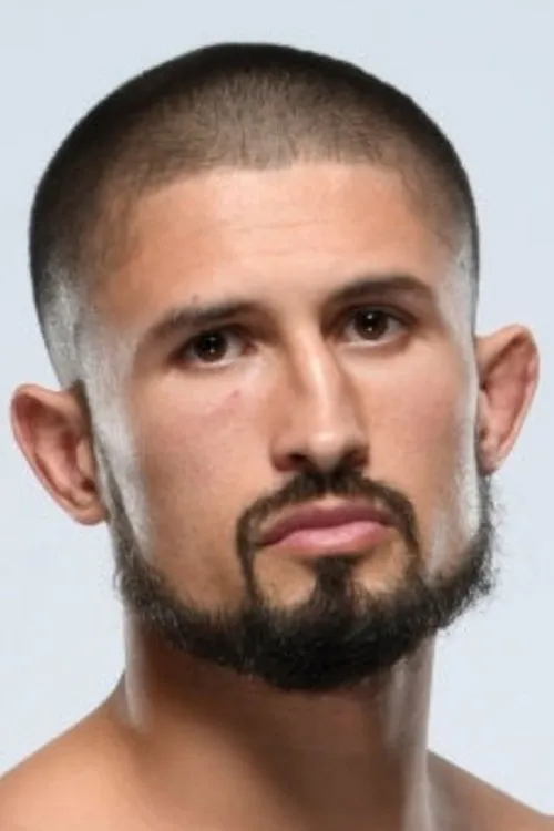 Maxim Grishin ha trabajado con Ronnie Lawrence en 2 ocasiones