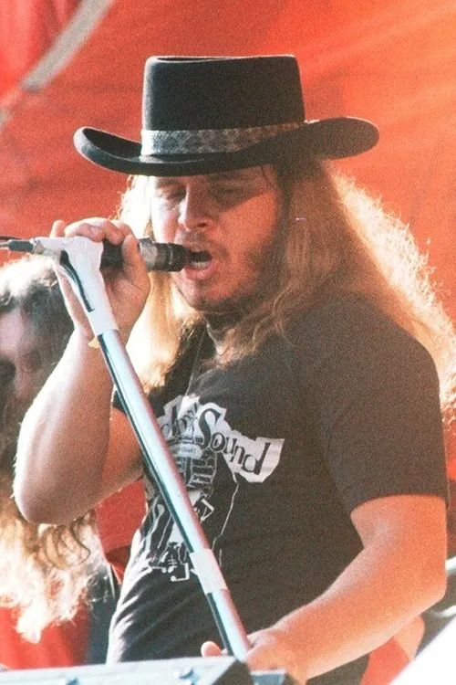 Ronnie Van Zant interpretando a Himself (archive footage)