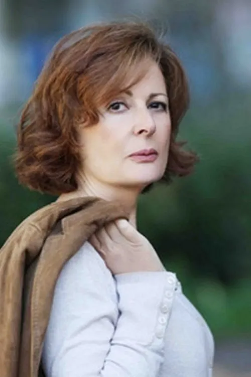 Ria Antoniou ha trabajado con Rosa Ferraiolo en 1 ocasiones