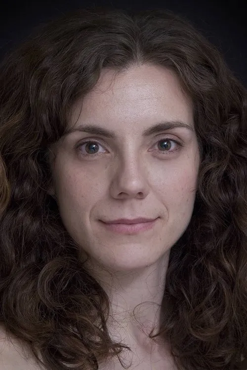 Rosa Puga Dávila interpretando a Elena