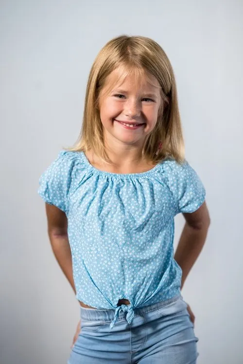 Ben Chase ha trabajado con Rose Decker en 1 ocasiones