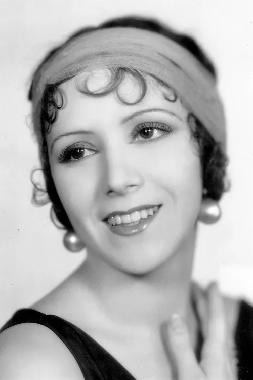 Rosita Moreno interpretando a Carlotta