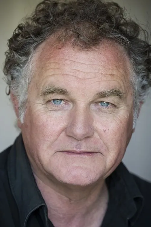 Glen-Paul Waru ha trabajado con Ross Harper en 1 ocasiones