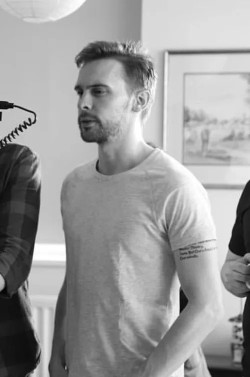 Salah Essayah ha trabajado con Ross Peacock en 1 ocasiones