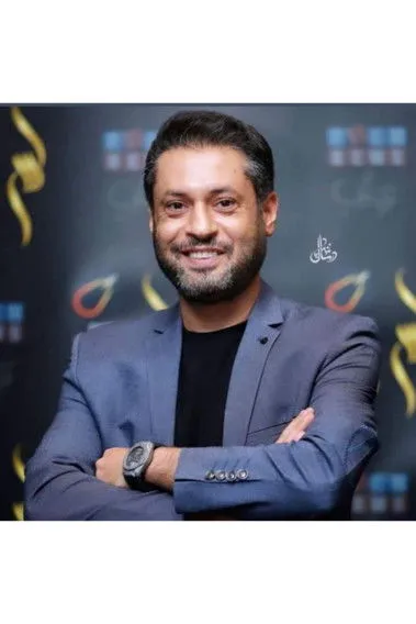 Rouzbeh Moeini en su biografía y filmografía