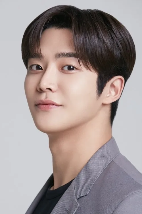 Rowoon — personaje: Choi Jun-woong