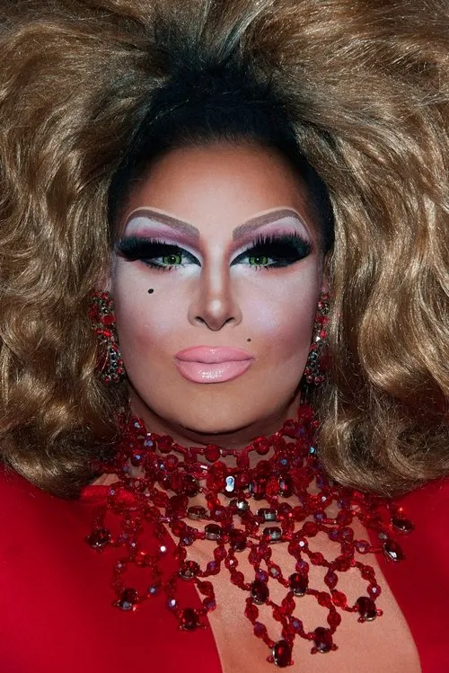 Robert Hartwell ha trabajado con Roxxxy Andrews en 1 ocasiones