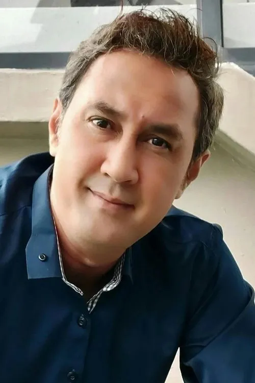 Sasqia Dahuri ha trabajado con Roy Azman en 2 ocasiones