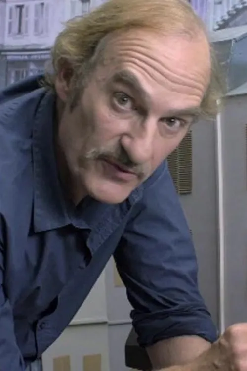 Roy Lekus interpretando a Marmiton