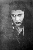 Roya interpretando a Shirin