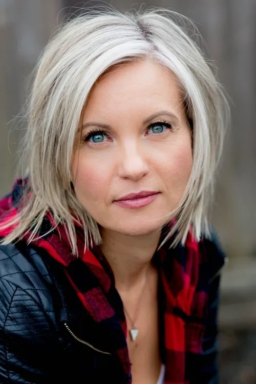 Roz Murray interpretando a Donna