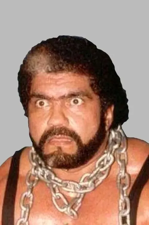 Ruben Cruz interpretando a Hercules Ayala