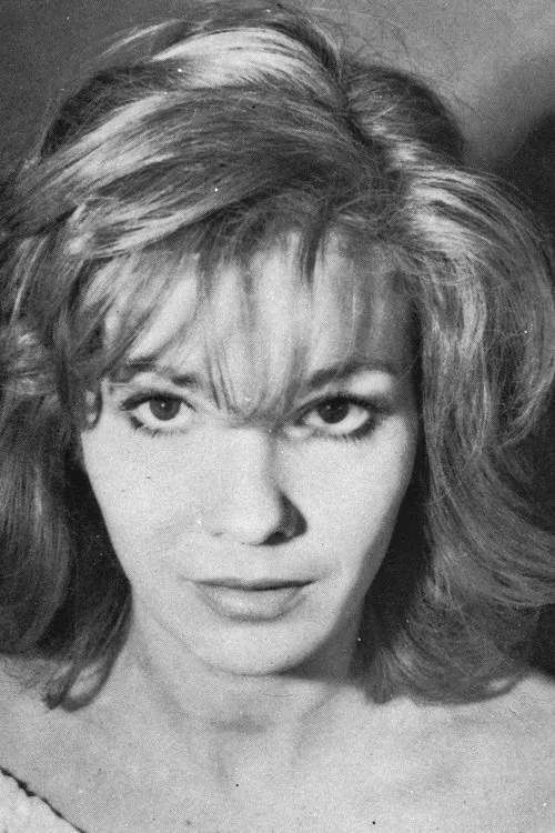 Rubina Rey interpretando a Ruth Wortmann