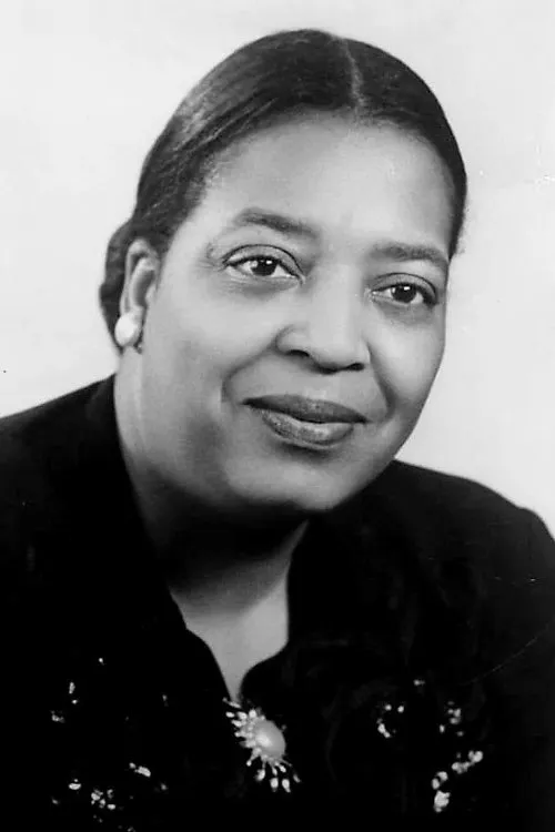 Ruby Goodwin interpretando a Esther