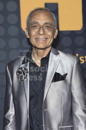 Jessica Gannon ha trabajado con Rudy Quintanilla en 1 ocasiones