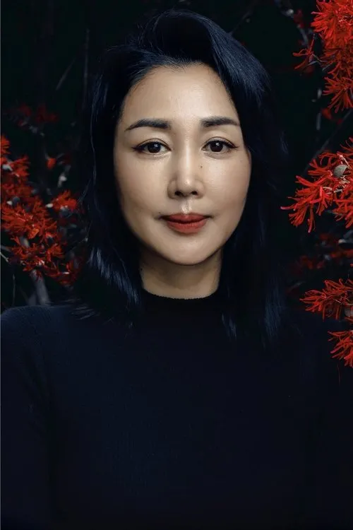 Ruiling Xiong en su biografía y filmografía