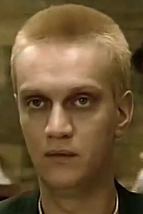 Rupert Seidl interpretando a Willy