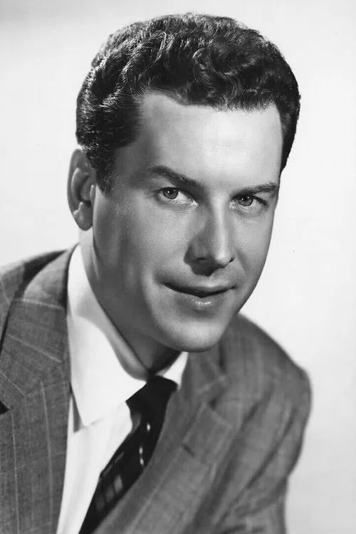 Russell Arms interpretando a Chester Finley