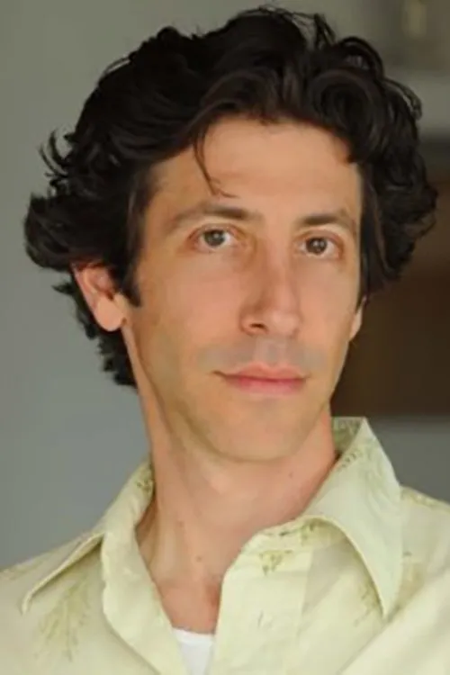 Paul Alexander Nolan ha trabajado con Russell Bennett en 1 ocasiones