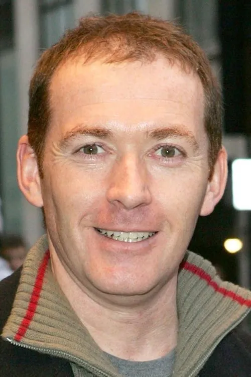 Robert Elms ha trabajado con Russell Boulter en 1 ocasiones