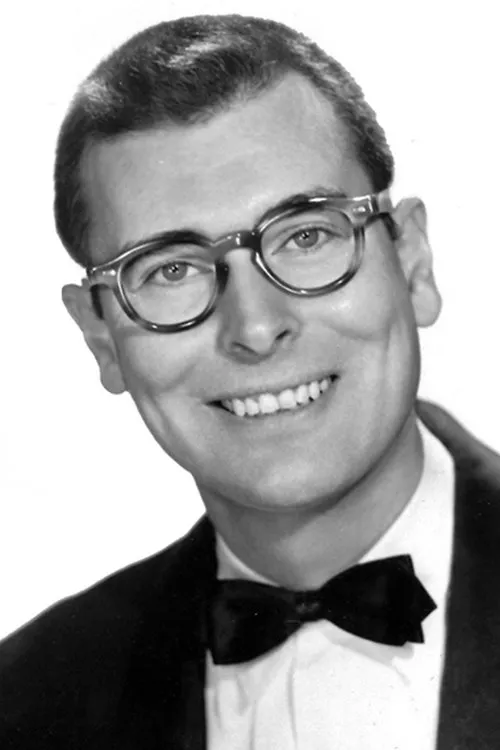 Russell Nype interpretando a David Crampton