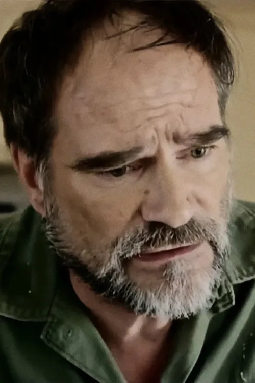 Rusty Whitener interpretando a Roy