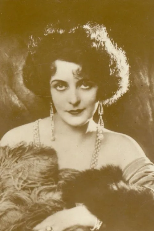 Ruth Weyher interpretando a 