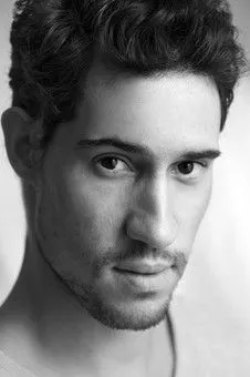 Olivia Costello ha trabajado con Ruy Buchholz en 1 ocasiones