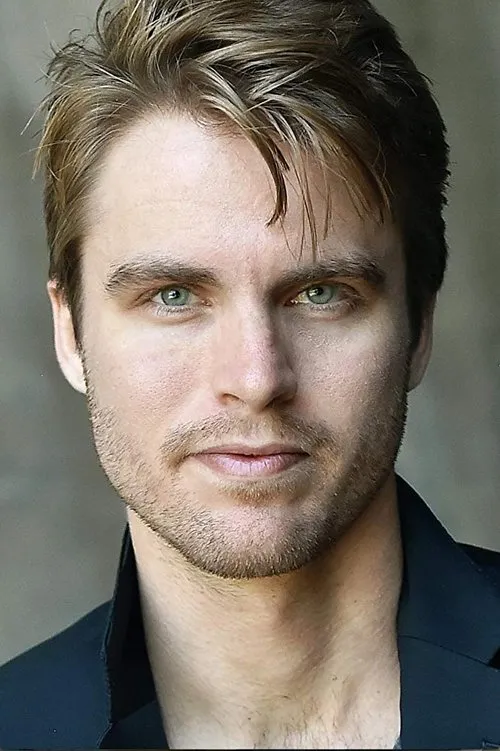 Carl Bradfield ha trabajado con Ryan Clay Gwaltney en 1 ocasiones