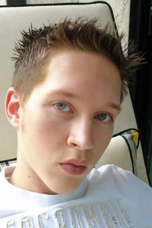 Keegan Adams ha trabajado con Ryan Conners en 3 ocasiones