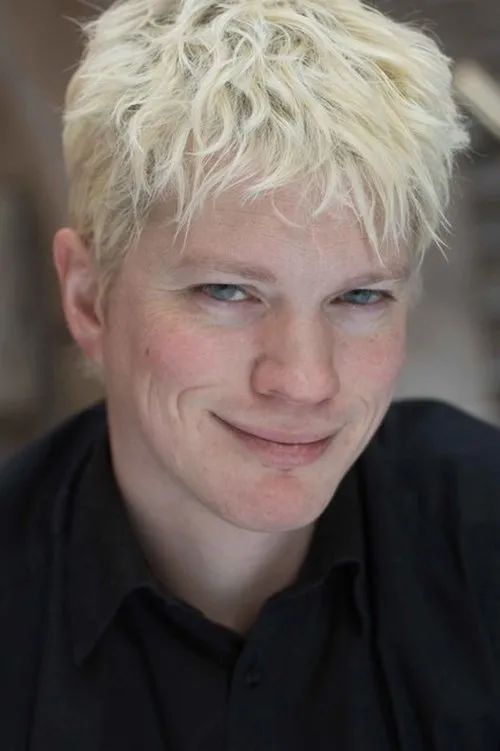 Joey MacIntosh ha trabajado con Ryan Stick en 1 ocasiones