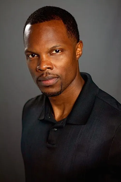 Luke Stratte-McClure ha trabajado con Ryan Stroud en 1 ocasiones