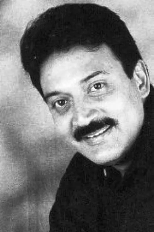 S. N. Vasanth interpretando a