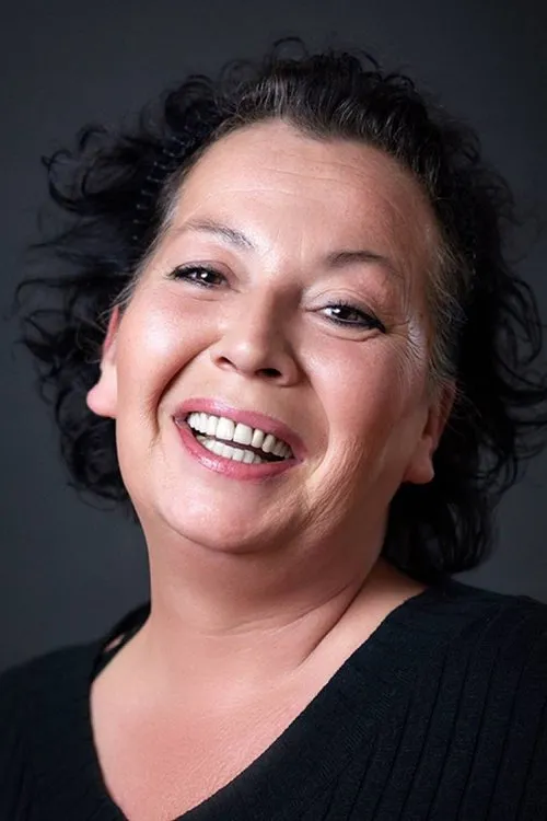 Sabina Kulenović interpretando a Damirova žena