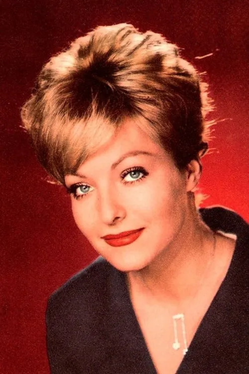 Sabine Sesselmann interpretando a Janet West