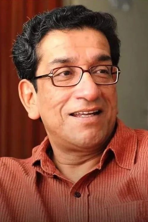 Sabyasachi Chakraborty interpretando a Ashima's Father