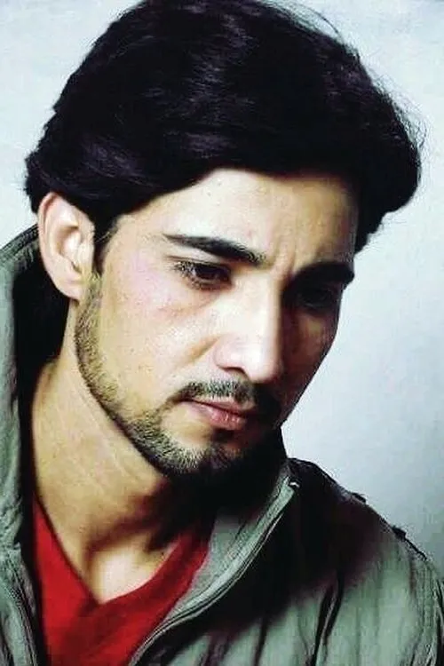 Sadh Orhan interpretando a Gandhi